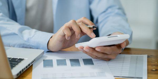 Webinar: Implementatie van e-invoicing (PEPPOL) in de reissector